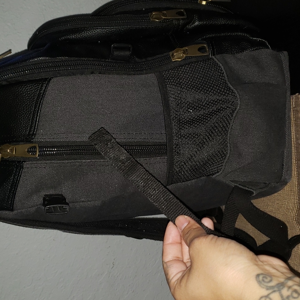 Large backpack - Picture 5 of 9
